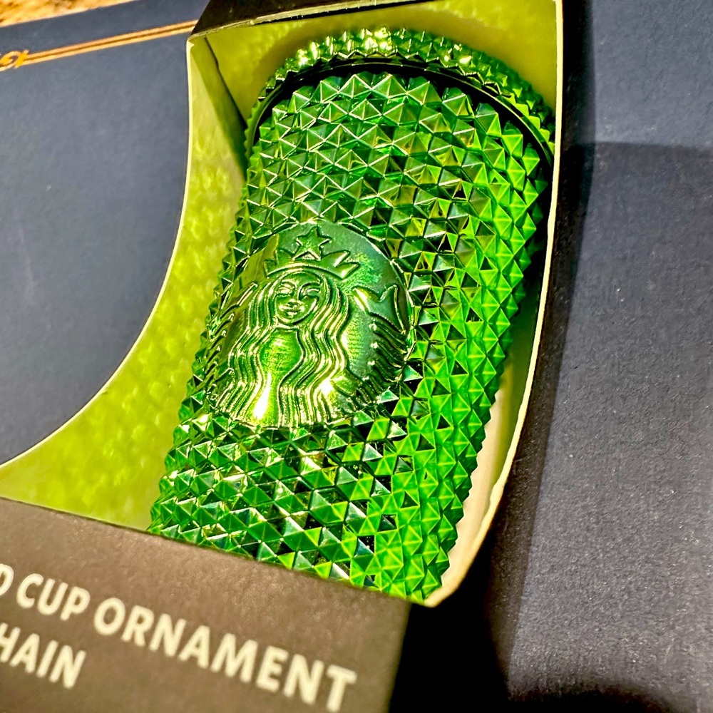 Starbucks Winter 2023 Cold Cup Ornament Keychain- Green Studded